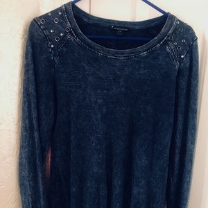 Stonewash blue sweater with embellished shoulders